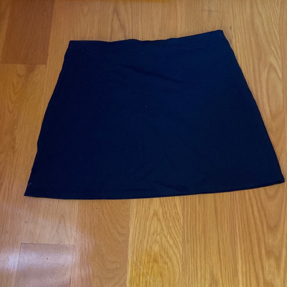 BCBG designer summer black skirt